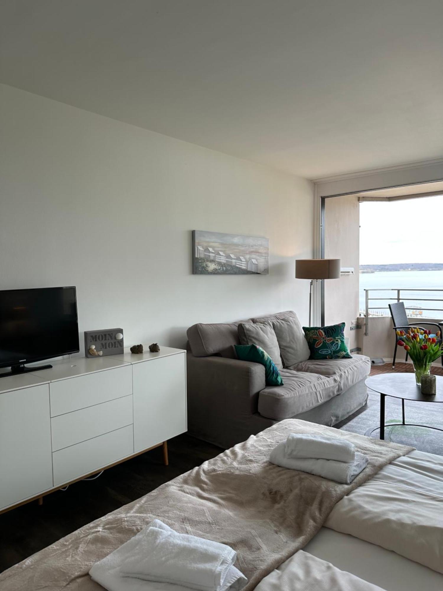 Weitblick - Mit Strandkorb, Mehr Meer Geht Nicht กลึคส์บวร์ก ภายนอก รูปภาพ
